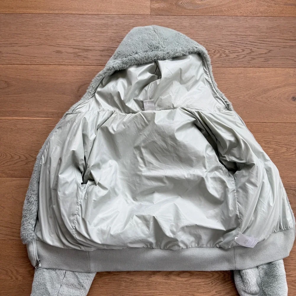 Nike Sportswear Women's Faux Fur Full-Zip Hoodie Sage Green DD5116-013 XS - Picture 11 of 11